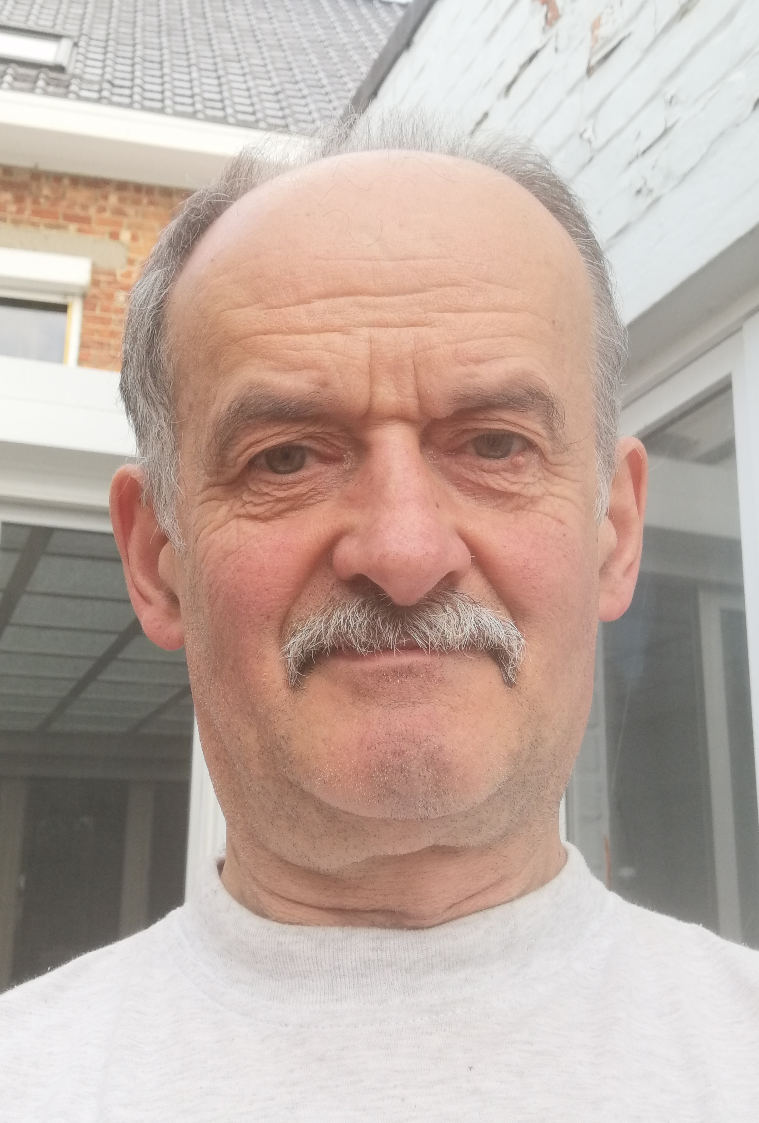 Investor Image Missing